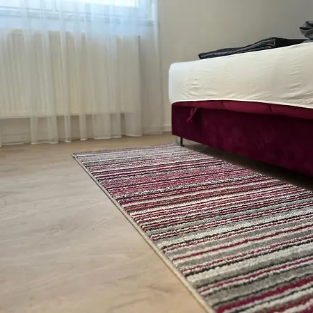 Delux شقة